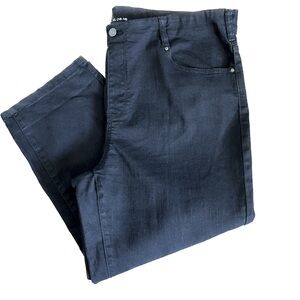 TIME and TRU black crop jeans XL 16-18 wide with stretch.